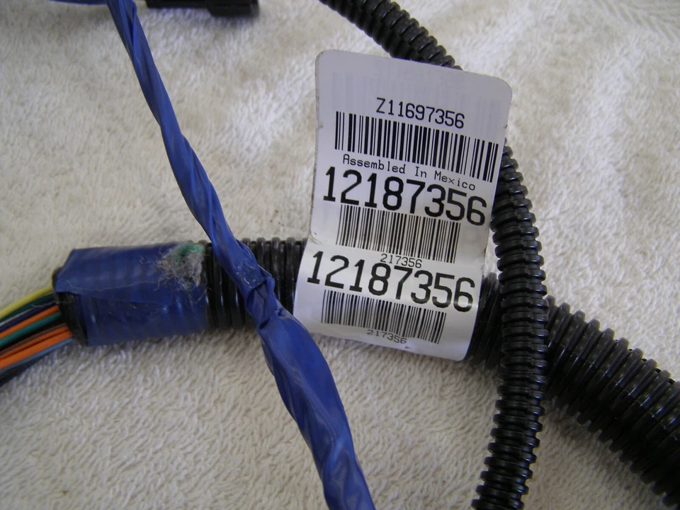 Arnés de cables de estante para tablero trasero Buick Park Avenue 1998 fabricante de equipos originales 12187356 Foto 3 de 4