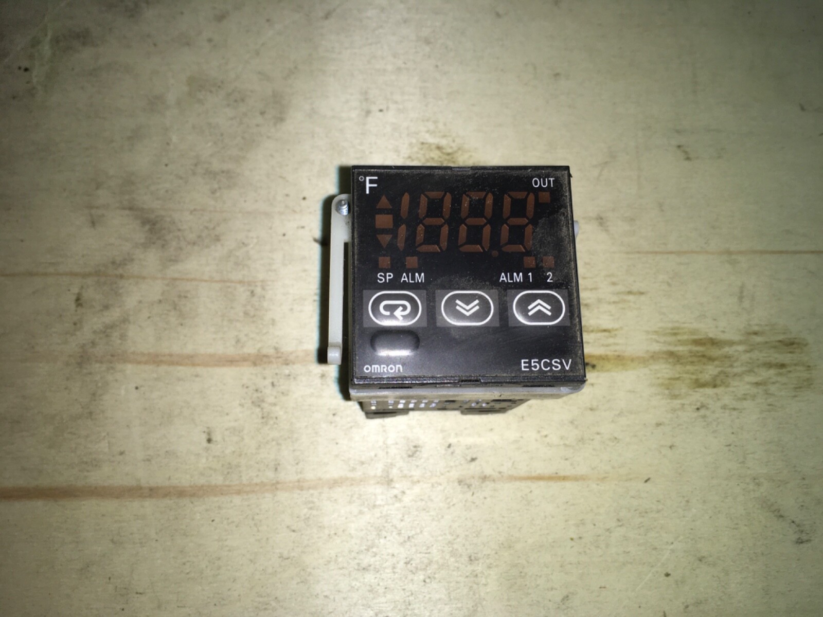 Omron Temperature Controller, E5CSV, ADI-1183