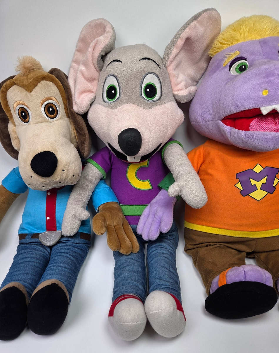 Chuck E Cheese Mascot Mr Munch Jasper T Jowls Plush Lot 23