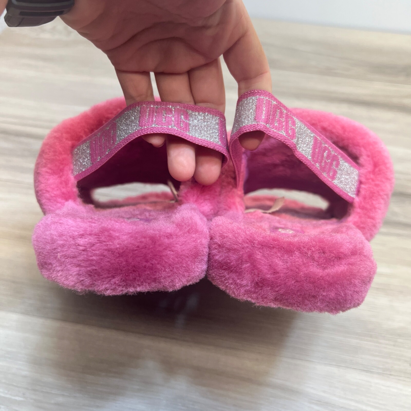 SAOLA UGG Fluff Yeah Slide slipper scarpa suola spessa rosa taglia ragazza taglia 5 EU 37