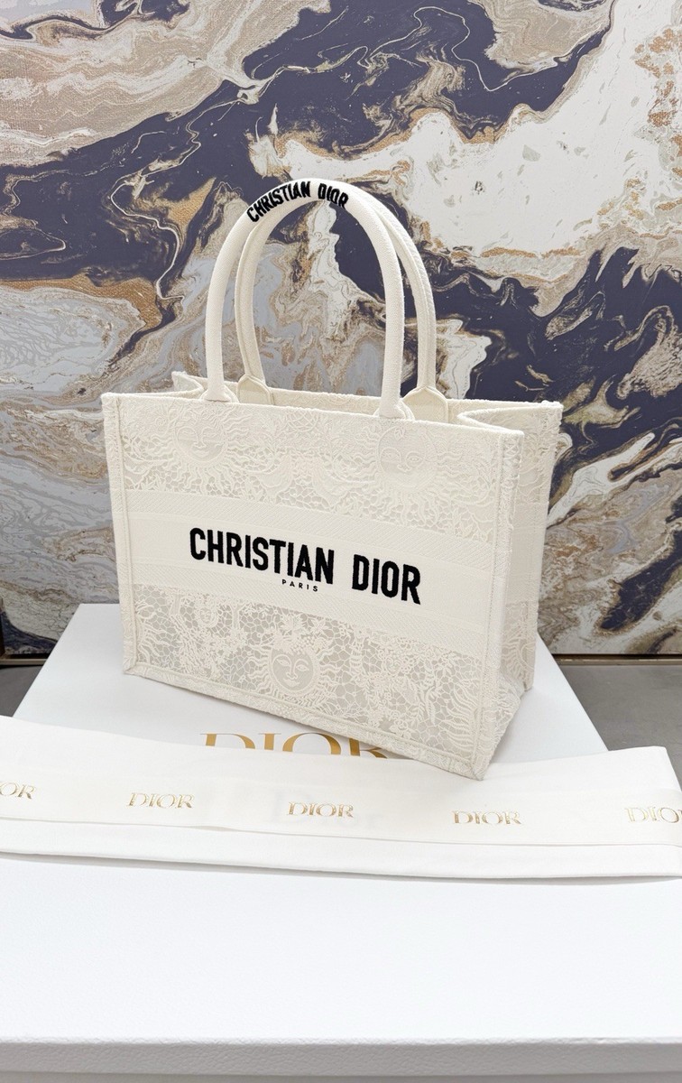 Christian Dior Embroidered 3D Macrame D-Lace Sun Medium Book Tote