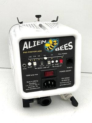 Alien Bees B400 - Studio Pro Photoflash - White with Bulb, Protective Cover