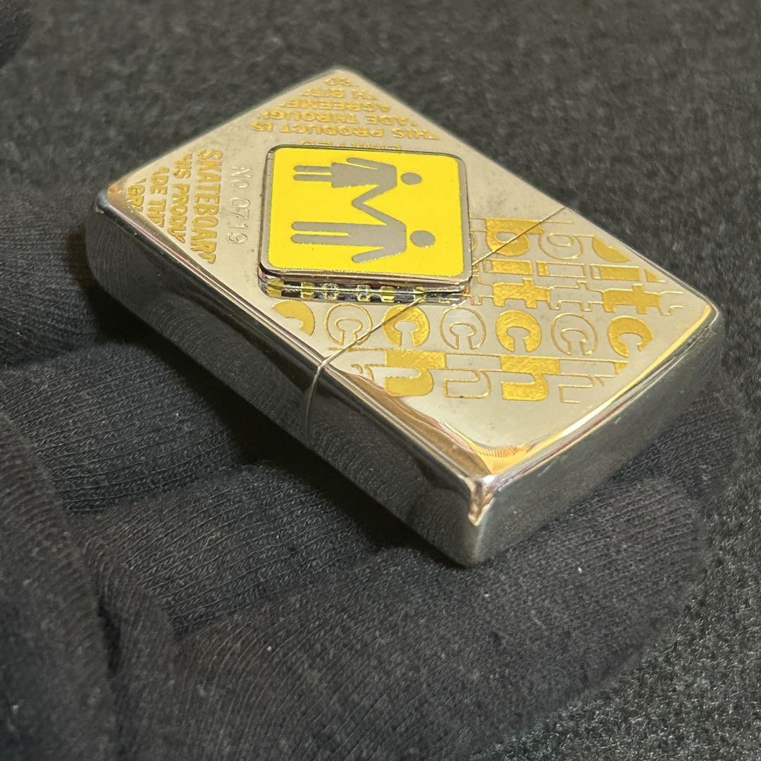 GW最終値下げZippo 未使用新品 ビッチスケートボード コラボ限定品 GW最終値下げZippo 未使用新品 ビッチスケートボード コラボ限定