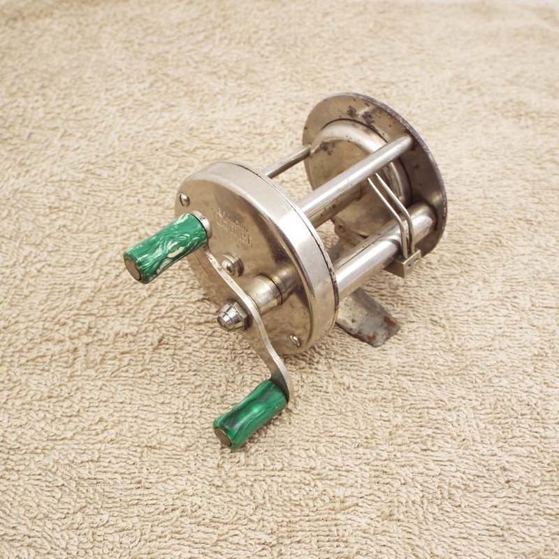 BRONSON COMET NO. 2400R antique fishing reels vintage