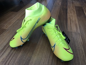 nike mercurial green and yellow