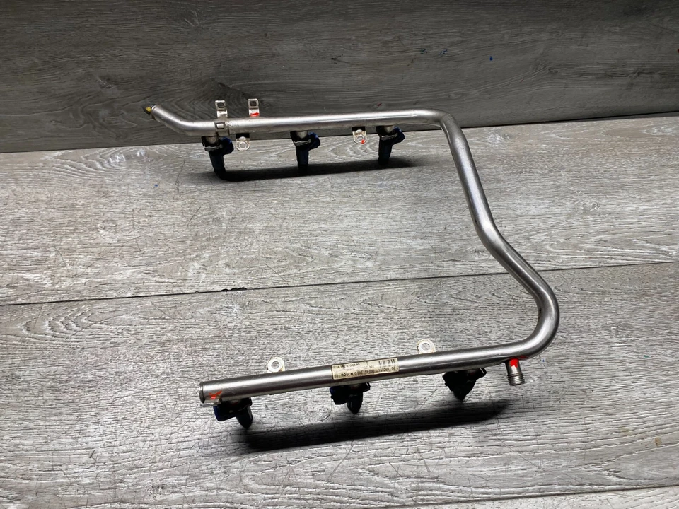 OEM MERCEDES BENZ E320 CLK320 2001-05 V6 MOTOR 3.2L COMBUSTIBLE GAS RIEL 6 INYECTORES Foto 3 de 4