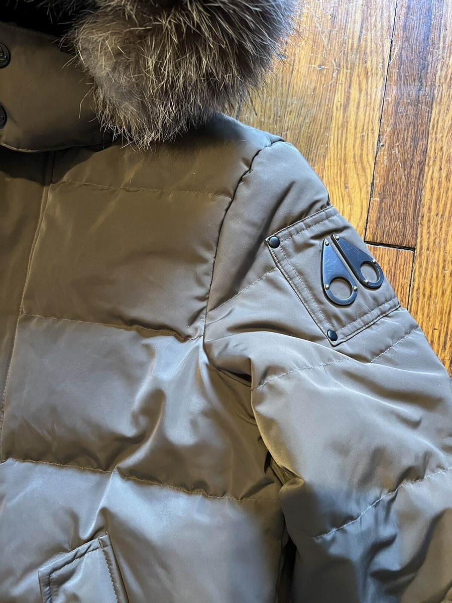 Moose Knuckles ダウンジャケット オリーブ色 Authentic Moose Knuckles Boys Down Parka Fur Hood Coat Medium M
