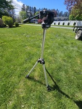 BOGEN MANFROTTO 3011 TRIPOD 3130 VIDEO FLUID HEAD