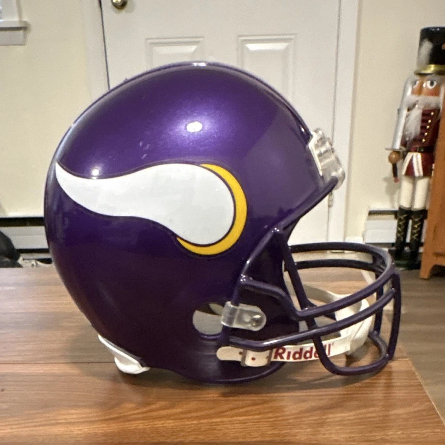 Riddell Vsr Helmet In Football Helmets & Hats for sale - eBay