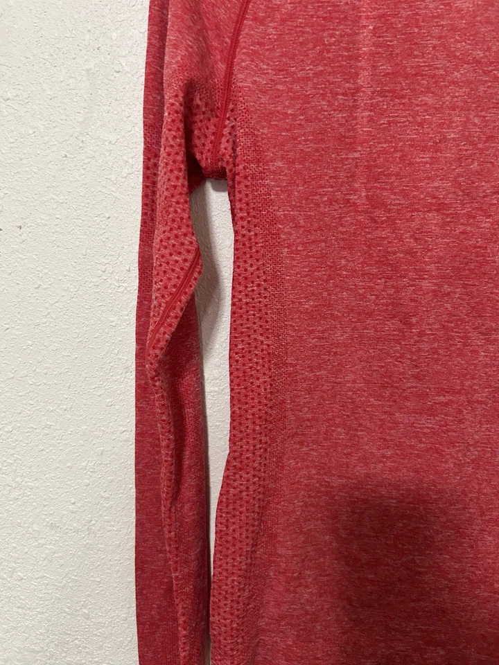 FIGS Salta Seamless Top Sz S Long Sleeve Underscrub Shirt STYLE# W21KW1001 - Image 3 of 4