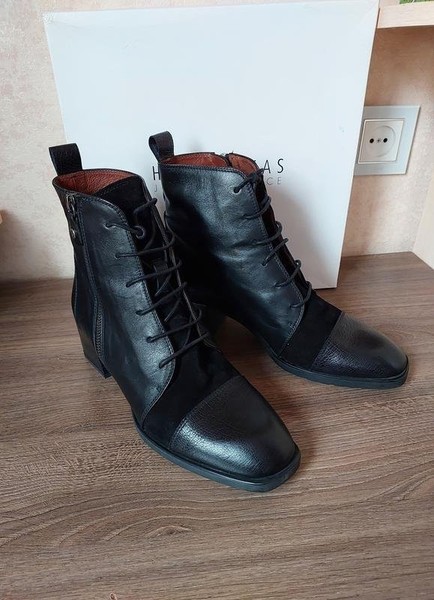 Women Hispanitas Boots Black Leather 39