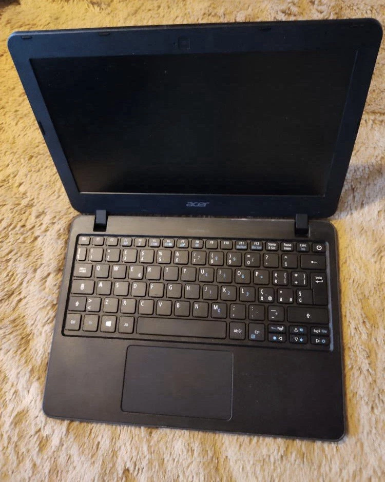 Acer TravelMate B1 B117-M-C1KC Computer Portatile - Immagine 2 di 4