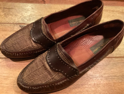 STEEPLE GATE PREPPY BROWN WOVEN STITCH PENNY LOAFERS ( MENS 10 D ) PREOWNED