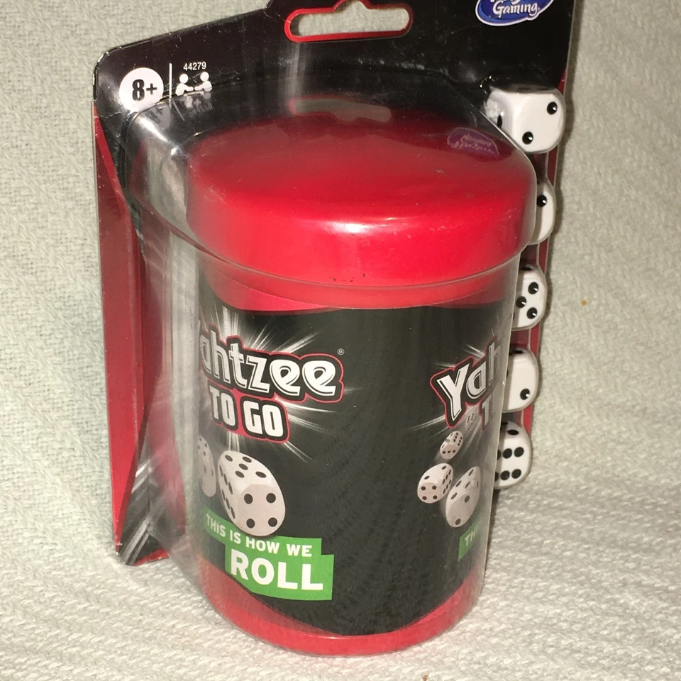 Yahtzee to Go Travel Dice Game Hasbro Gaming  Shake & Score 8+ New In Package - Image 3 of 4