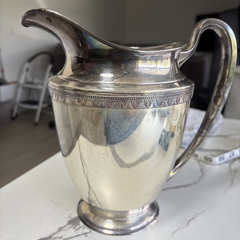 Vintage Silver. Oneida Community Made.  Barbara Tudor Plate Pitcher. 