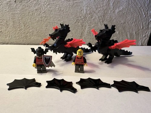 LOT LEGO Castle 6007 Fright Knight BAT LORD BASIL Vintage Dragon Orange Wings