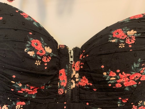 Guess Womens Halter Dress, Black Floral w/ Padded Bra, Zip-up Sleeveless/Strap - Picture 3 of 6