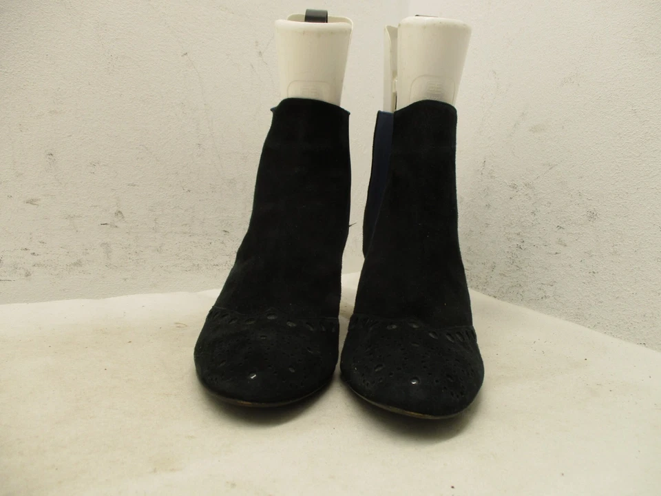 Botas de moda Marvin K negras de gamuza de cuero de tacón alto al tobillo para mujer talla 7,5 Foto 2 de 4