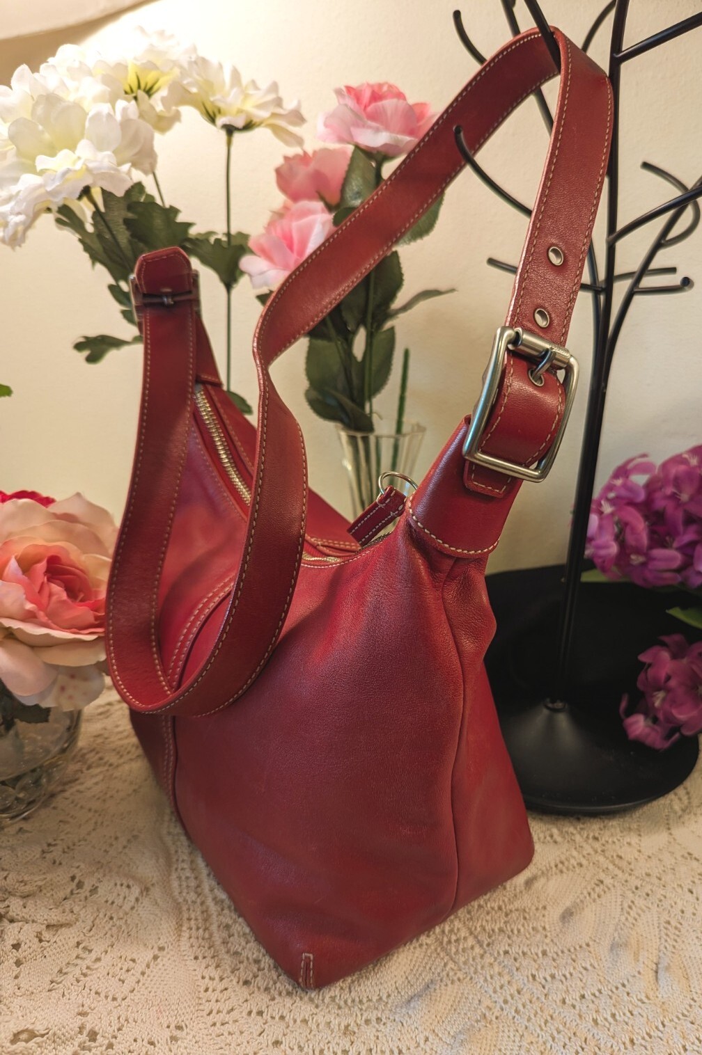 Coach Vintage Legacy Red Leather Hobo Shoulder Bag Pu… Gem