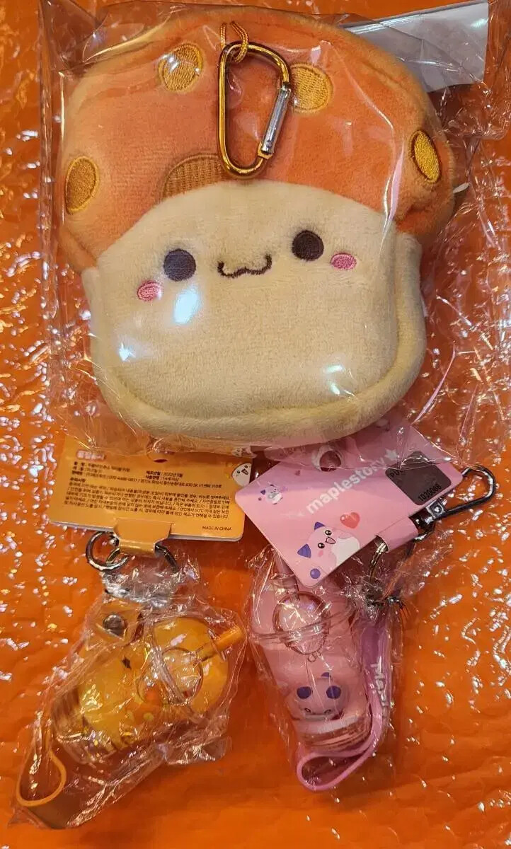 メイプルストーリー　maplestory　 BTS ジミン　ポーチ　韓国正規品 Special items designed by BTS available now! | MAPLESTORY X