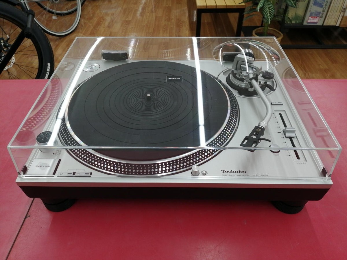 USED TECHNICS SL-1200GR-S DirectDrive Turntable System Grand Class - Main Image