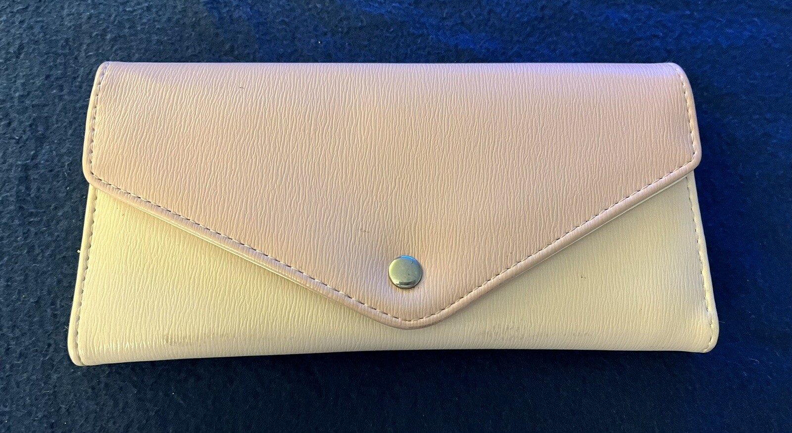 STEVE MADDEN Signature BLUSH Pink ZIP WALLET EUC Gem