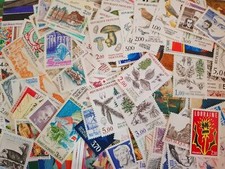 FRANCE LOT DE TIMBRES FACIALE 100€ COLLECTION OU AFFRANCHISSEMENT: 40% DE REMISE