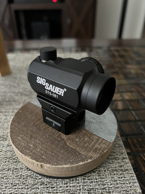 実物 SIG Sauer STS-081 ドットサイト SIG SAUER STS-081 Mini RedDot Sight Picatinny Mount/Aim Point