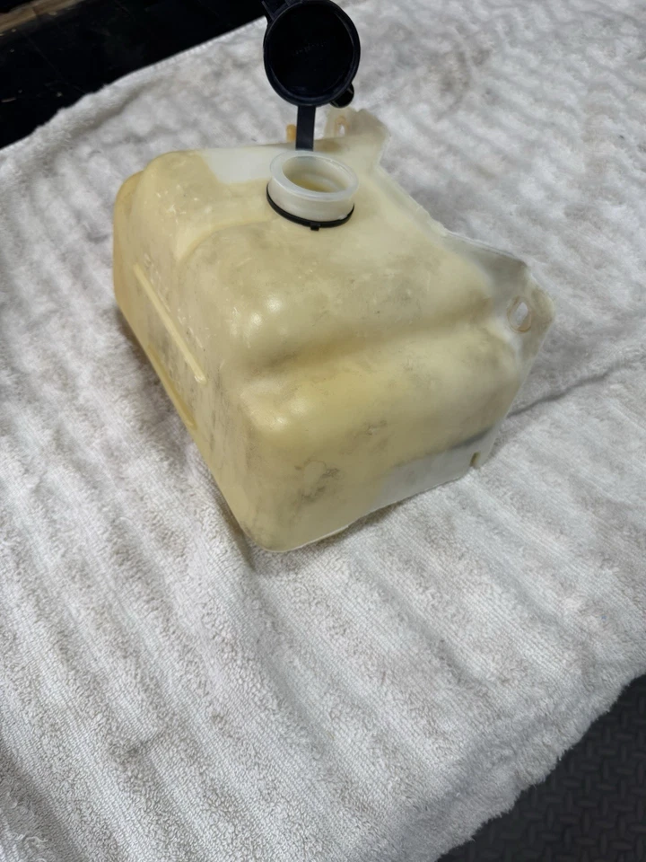 Lincoln Mark VII Expansión Sobre Flujo Desbordamiento Refrigerante Depósito Tanque Fabricante Original Foto 2 de 4