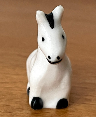 Fève Ane ou Cheval Blanc Noir  Galette des Rois French Charm!