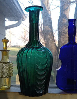 1850s RARE TEAL GREEN SCALE & RIB PATTERN PONTILED 3 PC MOLD LIQUOR DECANTER