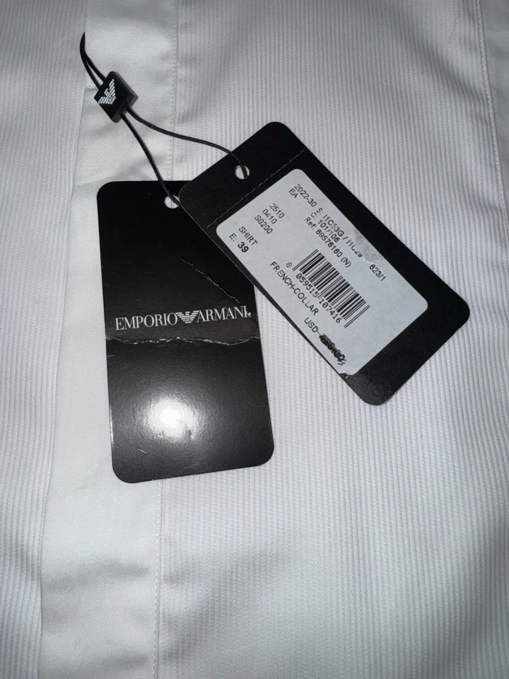 Camisa de vestir de esmoquin blanco para hombre Armani Collezioni puño francés talla 39 precio de venta sugerido por el fabricante 428 USD Foto 2 de 4