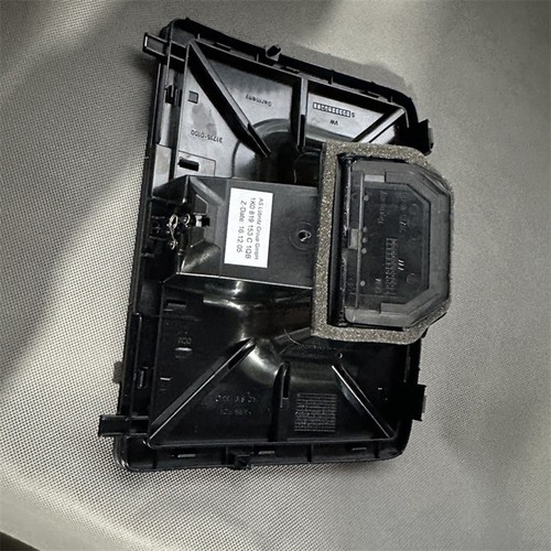 Compact Design Car Dashboard Upper Air Vent Part Number 1K0819153C For Golf - Picture 5 of 11