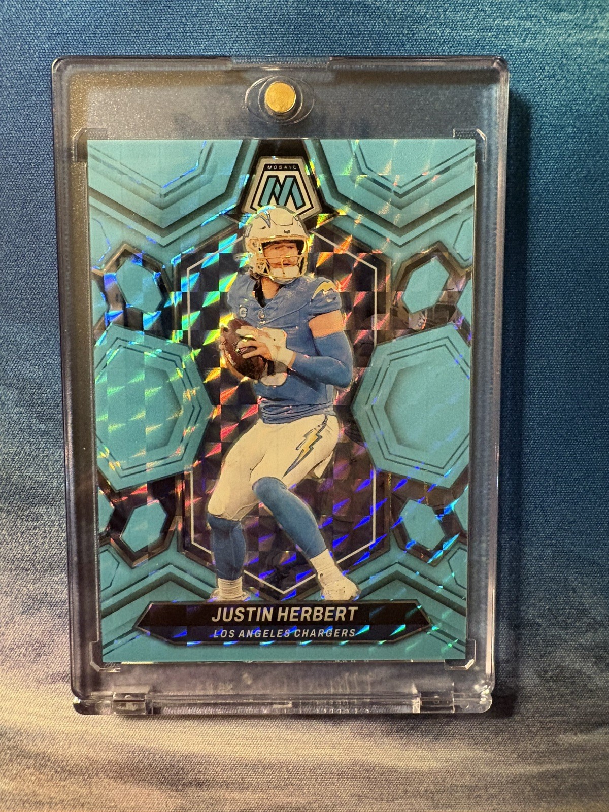 🔥 Justin Herbert 2024 Panini Mosaic BLUE FLUORESCENT #120 – 12/15 – SSP 🔥