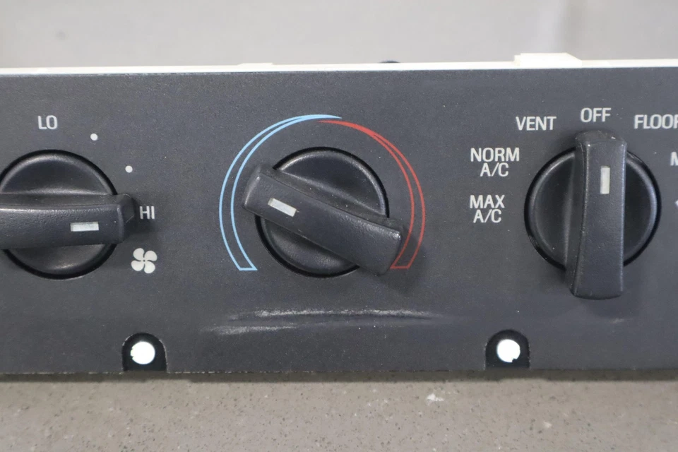 90-93 Ford Mustang Manual Temperature Climate Control W/Factory AC - Image 4 of 4