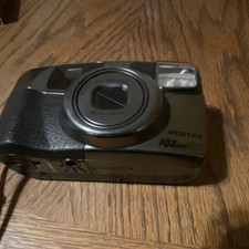 Pentax IQZoom 115 35mm Point Shoot Film Camera Auto Focus Built-in Flash Black