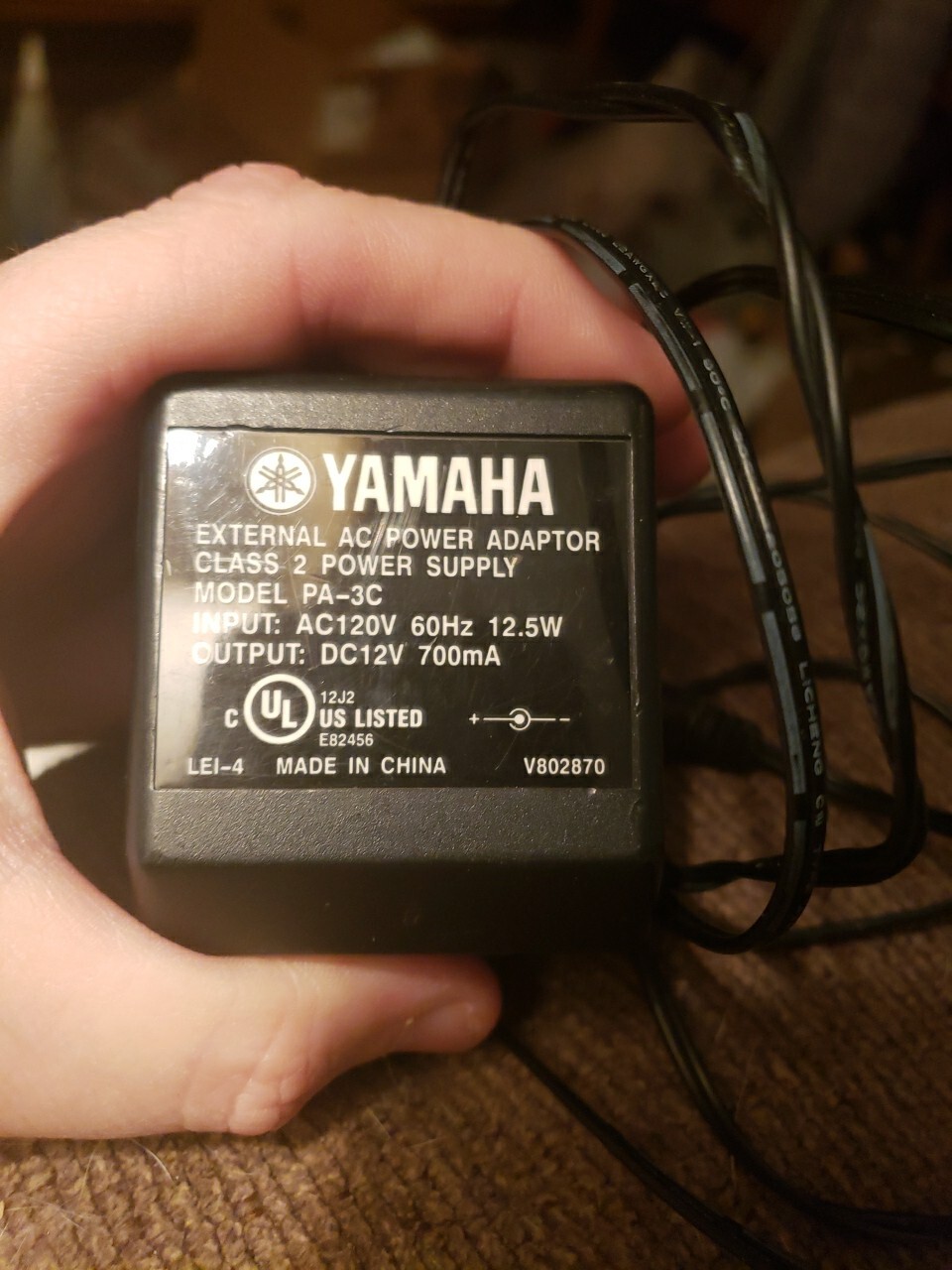 Genuine OEM Yamaha PA3C AC Adapter 12V 700mA Power Supply V802870