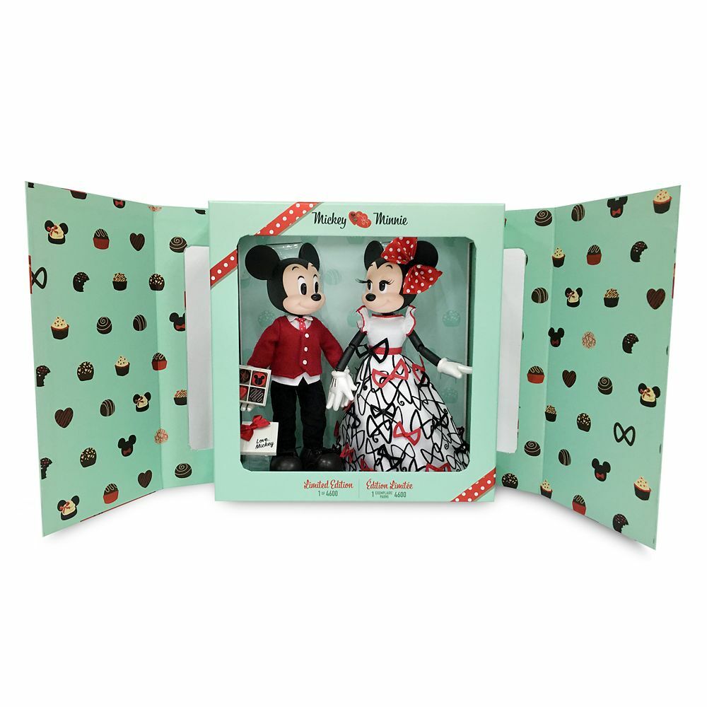 Disney Mickey and Minnie Mouse Limited Edition Sweethearts Doll