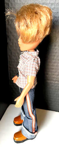 Bratz Boyz Cameron Fashion Doll - Bild 4 von 5