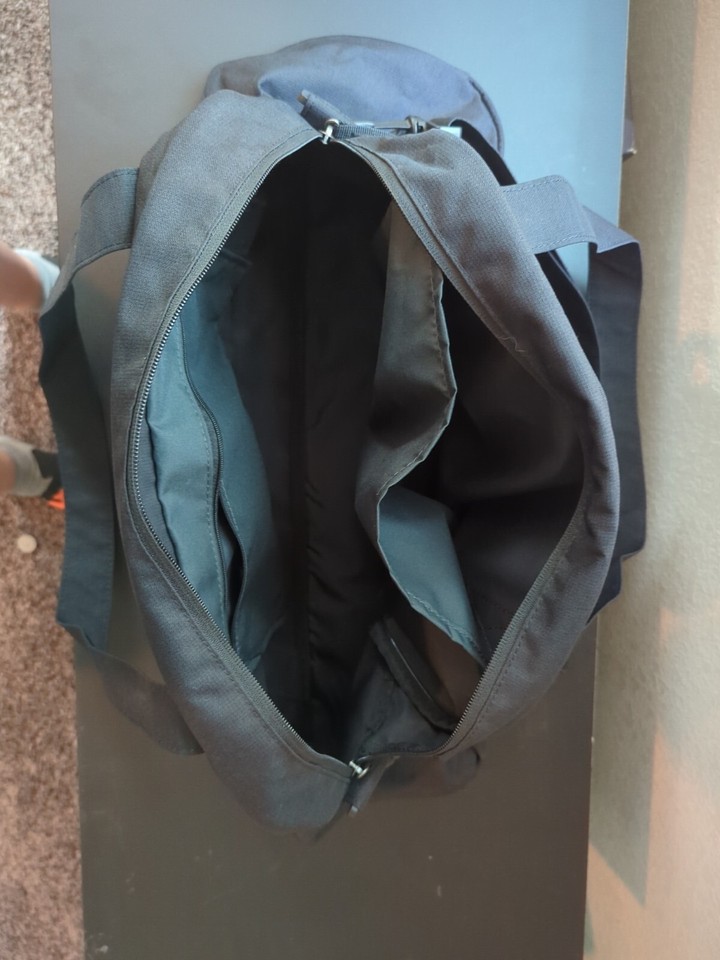 NIKE Black Duffle Bag/Sports Gym Bag GOOD Condition eBay