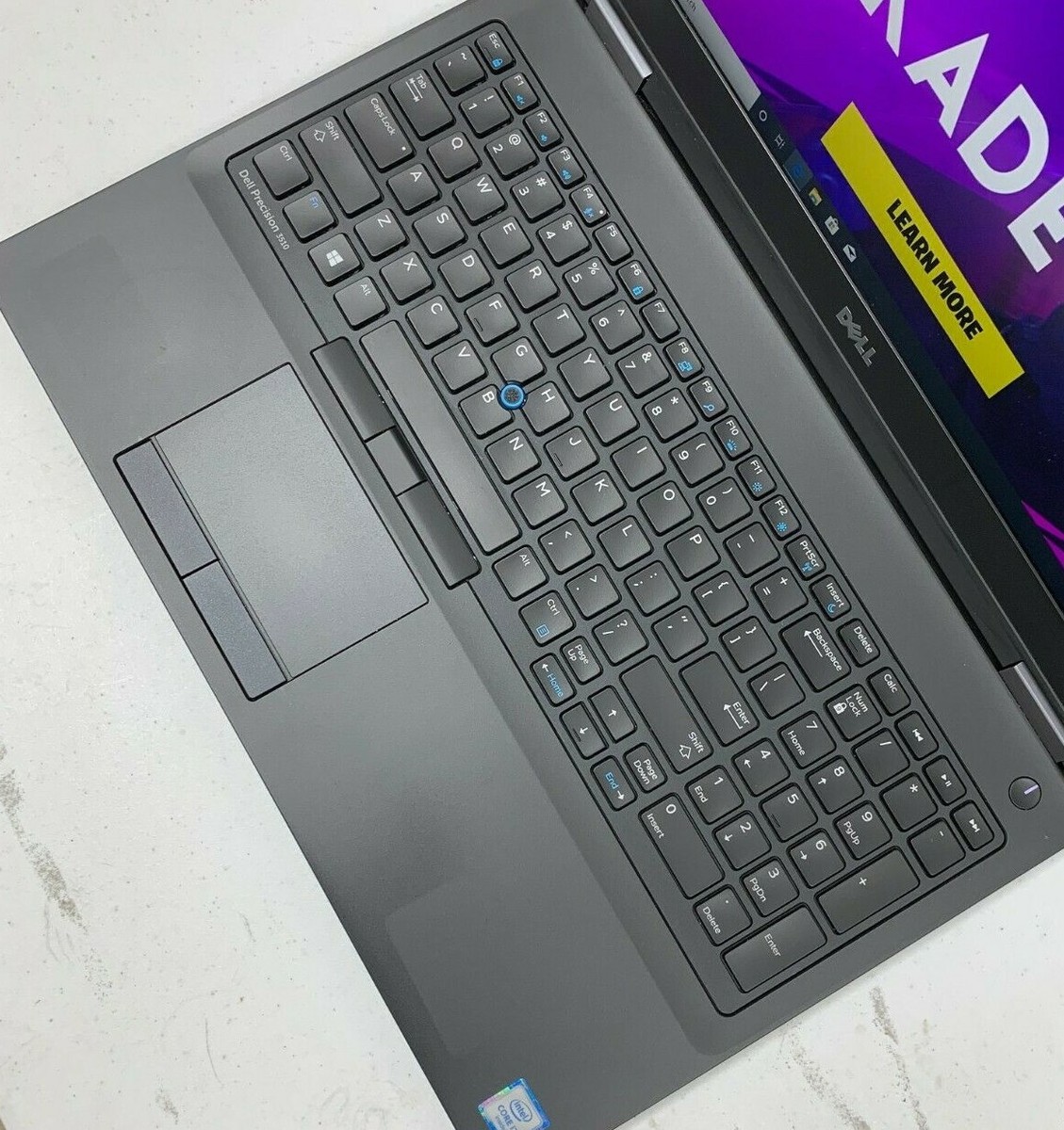 Dell Precision 3520 Laptop - 2.9 GHz i7-7820HQ 16GB 256GB SSD-M620