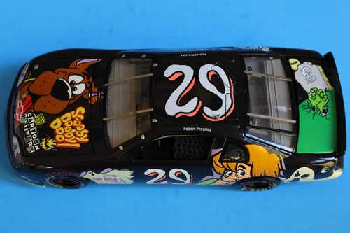 Robert Pressley ELITE #29 Scooby Doo 1997 Monte Carlo 674 of 1200 RCCA 1:24 NEW - Picture 7 of 24