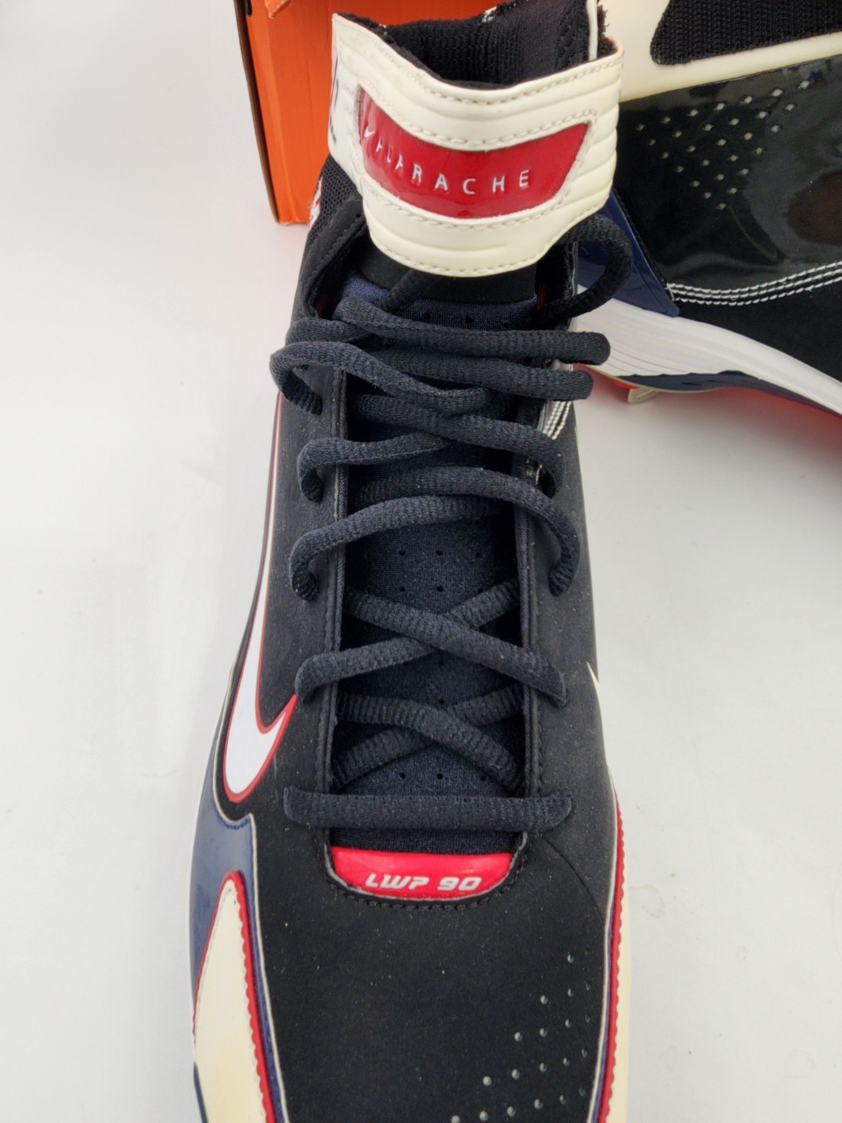 2009 Joe Mauer Game Sample Baseball Cleats Nike Air Huarache Signed Autographed 