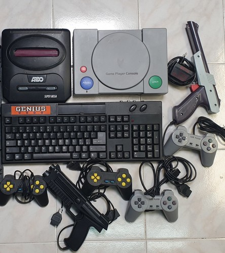 Lotto 3 Consolle, Genius star Nes Game retrò Anni 80 90 Zapper Gun Machine