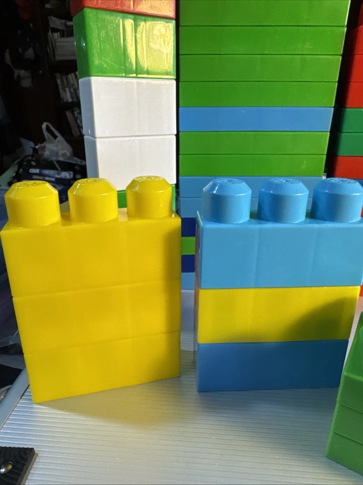 Bulk Lot Of Mega Bloks Building Blocks Bricks 65 Piece Mixed Colors VGC - Image 2 of 4