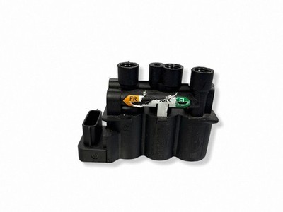 Land Rover Defender 2024 Verteiler / Ventilblock Luftfederung 221kW DRT15950