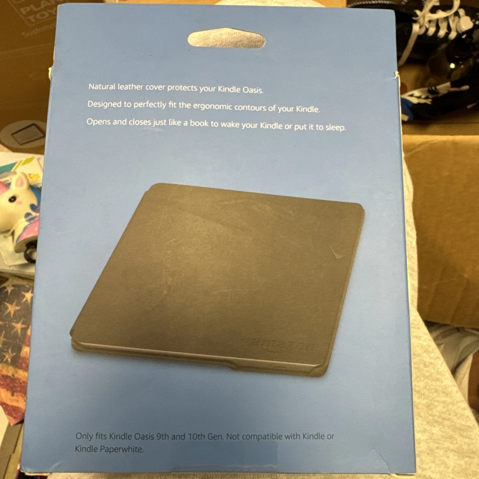 Amazon Kindle Fabric Cover for 10th Generation - Black - Image 2 of 4