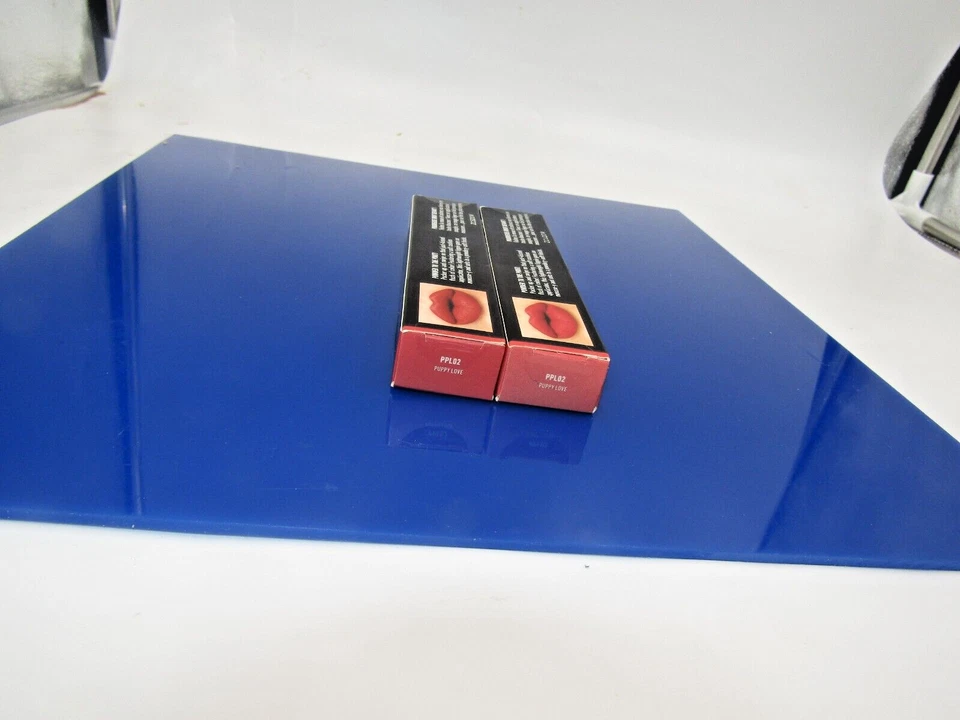 2XNYX Maquillaje Profesional Polvo Puff Lippie Lápiz Labial Ligero Puppy Love. Foto 4 de 4