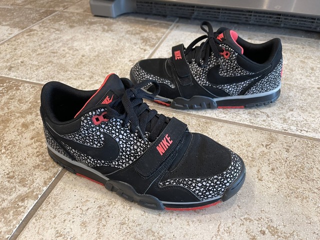 nike air trainer 1 low st safari