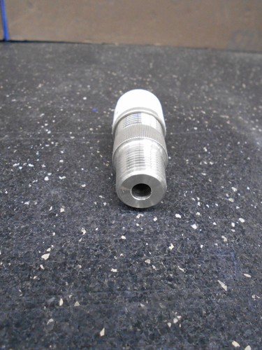 SS CHECK VALVE 1/2" NPT W/ BALL BEARING (1) - Picture 2 of 5